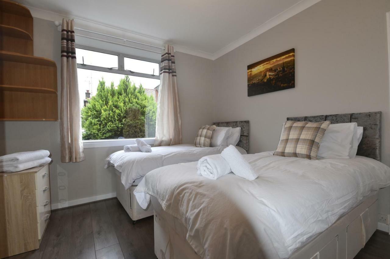 Sighthill 3 Bedrooms With Private Garden 에든버러 외부 사진